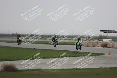 media/Nov-30-2025-TrackDaz (Sun) [[d8b22663df]]/Around the Pits/